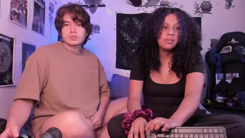 Sam and Nico online show from April 15, 2026, 3:13 am