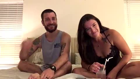 Snapshot of hothoneycouple chatting on September 9, 2025, 3:39 am hothoneycouple online show from September 9, 2025, 3:39 am