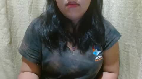 Snapshot of hotiemorenagurl18 chatting on October 18, 2025, 8:37 am hotiemorenagurl18 online show from October 18, 2025, 8:37 am