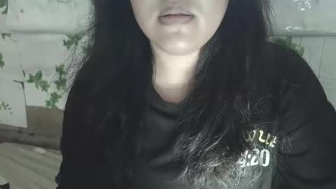 hotiemorenagurl18 online show from April 23, 2026, 6:14 am