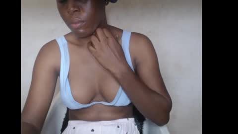 hotjessie0 online show from November 9, 2025, 7:17 am