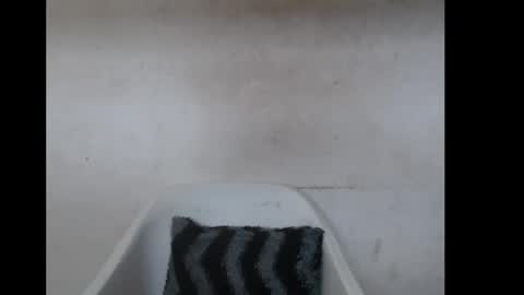 hotjessie0 online show from November 18, 2025, 7:57 am