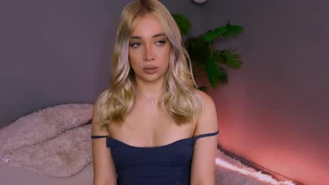 Snapshot of hotjessxx chatting on May 6, 2026, 3:46 am Maria online show from May 6, 2026, 3:46 am