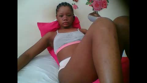 LOYCE online show from November 2, 2025, 7:00 am