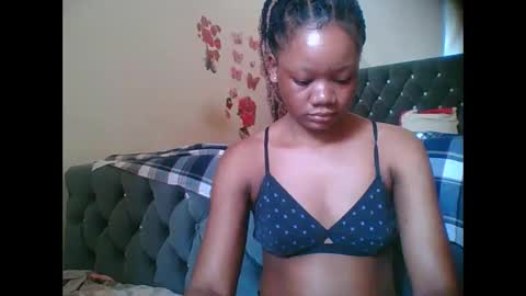 LOYCE online show from November 8, 2025, 9:53 am