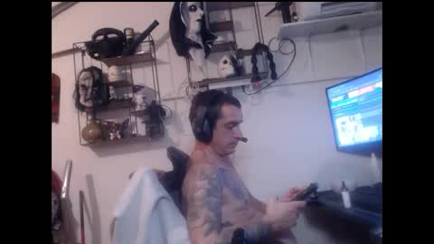 Snapshot of hotkinkytat chatting on January 13, 2025, 5:01 am hotkinkytat online show from January 13, 2025, 5:01 am