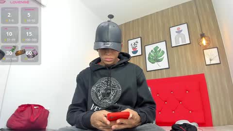 Hotkoljei online show from December 10, 2024, 2:59 am