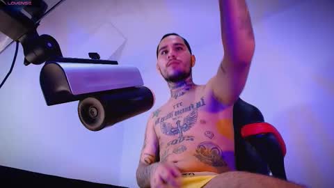 Snapshot of hotlatinox20cm chatting on March 15, 2026, 6:03 pm HoTLatinoX20CM online show from March 15, 2026, 6:03 pm