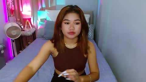 Snapshot of hotlayla_ chatting on December 30, 2024, 9:59 am Layla online show from December 30, 2024, 9:59 am