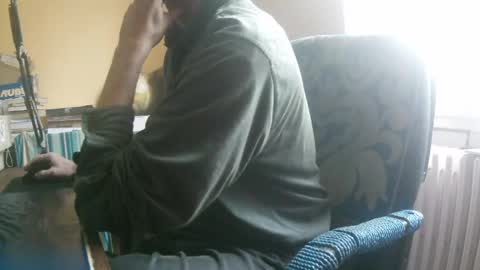 hotleopold online show from March 31, 2026, 12:05 pm