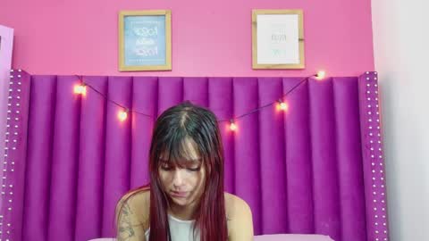 hotlittlechill online show from November 17, 2025, 7:30 pm