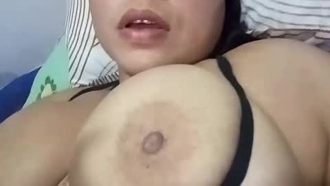 Snapshot of hotmaturelatin chatting on February 11, 2025, 10:50 pm JADE online show from February 11, 2025, 10:50 pm