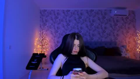 Snapshot of hotmolly_ chatting on July 3, 2026, 7:09 pm hotmolly_ online show from July 3, 2026, 7:09 pm