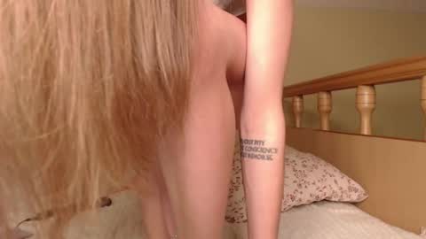 hotmp4 online show from February 9, 2025, 11:15 pm