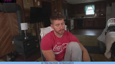 hotmuscles6t9 online show from March 8, 2025, 5:33 pm