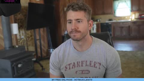 hotmuscles6t9 online show from March 10, 2025, 7:40 pm