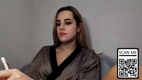 hotmusex online show from March 9, 2026, 1:59 pm