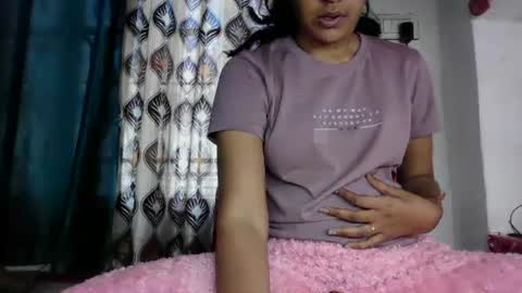 Snapshot of hotnsweetindian chatting on January 4, 2025, 8:49 am lola online show from January 4, 2025, 8:49 am