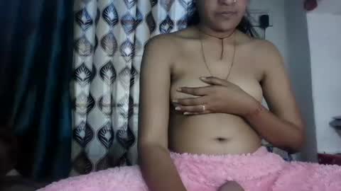 Snapshot of hotnsweetindian chatting on February 2, 2025, 10:46 am lola online show from February 2, 2025, 10:46 am