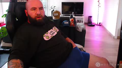 Hotokkar online show from April 18, 2026, 1:15 pm