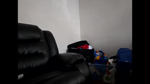 Snapshot of hotrox6942 chatting on April 3, 2026, 6:28 pm hotrox6942 online show from April 3, 2026, 6:28 pm