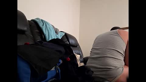 Snapshot of hotrox6942 chatting on April 14, 2026, 10:54 am hotrox6942 online show from April 14, 2026, 10:54 am