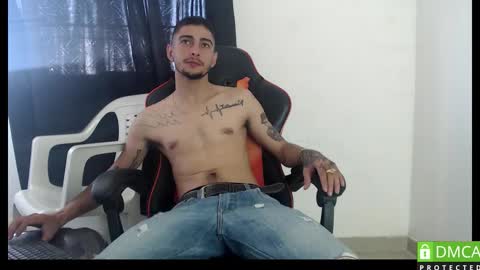 hotsteel420 online show from November 18, 2025, 1:37 pm