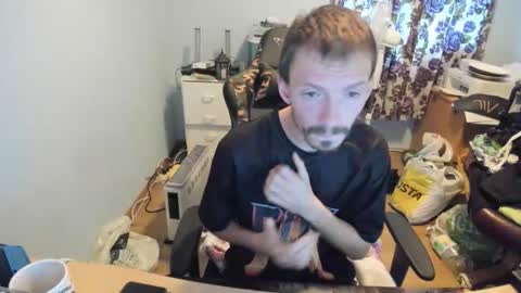 hot online show from October 19, 2025, 6:47 am