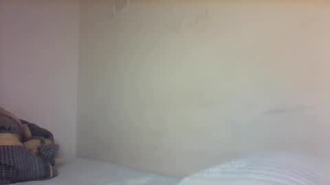 Amalia online show from November 28, 2025, 1:47 pm