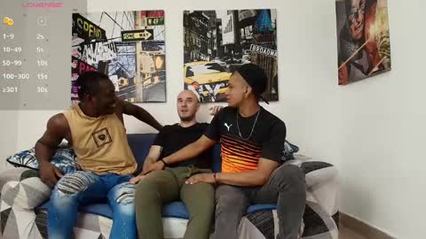 hott_asses online show from January 18, 2025, 2:23 pm