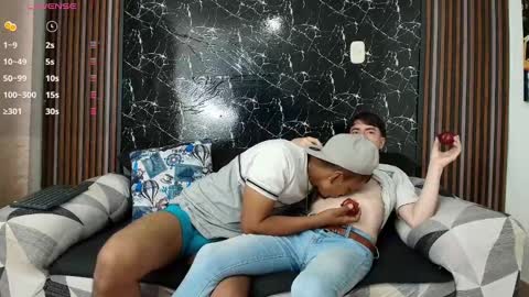 hott_asses online show from February 12, 2025, 11:41 pm