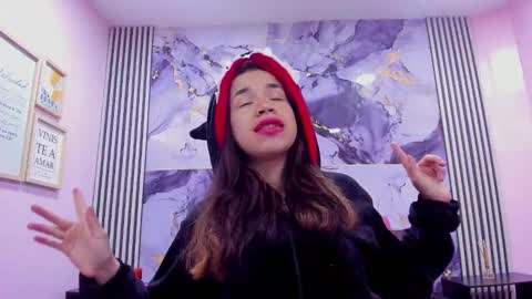 hott_barbie_ online show from November 11, 2025, 3:17 am