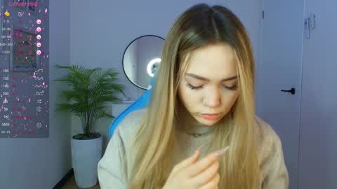 hello Im Eva online show from January 30, 2025, 2:06 am