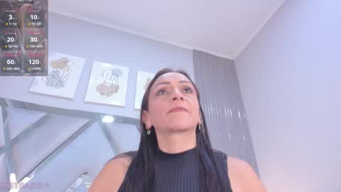 Natalia  online show from December 4, 2025, 2:54 am