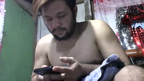 HottestPinoy32 online show from December 5, 2024, 12:44 pm