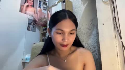 Snapshot of hottie_amari chatting on April 8, 2026, 7:30 am Amari online show from April 8, 2026, 7:30 am