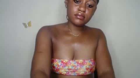 Ella online show from November 1, 2025, 11:18 pm