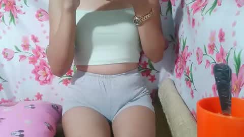 hottie_horny_exoticpussyx online show from September 16, 2025, 11:17 pm