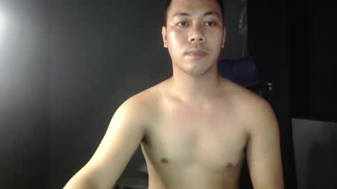 hottie_kyle69 online show from May 20, 2026, 10:43 am
