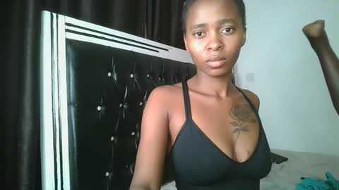hottie_mistie online show from April 28, 2026, 10:26 pm