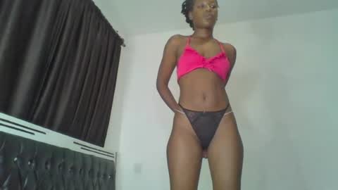 Snapshot of hottie_mistie chatting on July 9, 2026, 7:18 pm hottie_mistie online show from July 9, 2026, 7:18 pm