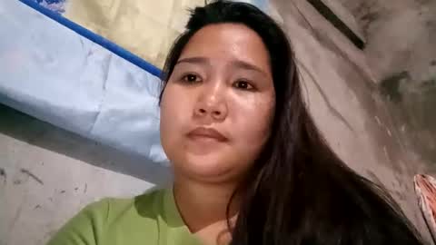 Snapshot of hottiecum27 chatting on February 19, 2026, 10:11 am hottiecum27 online show from February 19, 2026, 10:11 am