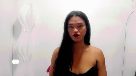 Maxine online show from January 13, 2026, 2:44 pm