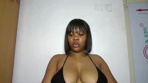 hotty_lora889 online show from February 10, 2026, 10:08 am