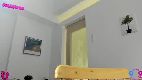 Snapshot of hottycrishinaxx chatting on January 18, 2025, 5:41 am crishinahotty online show from January 18, 2025, 5:41 am