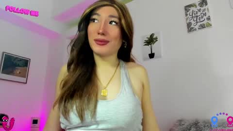 Snapshot of hottycrishinaxx chatting on February 26, 2025, 2:59 am crishinahotty online show from February 26, 2025, 2:59 am