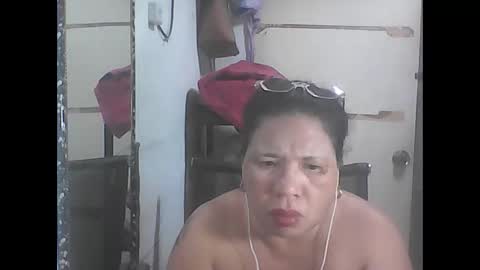 Snapshot of hottycrissy4u chatting on January 15, 2026, 4:22 pm hottycrissy4u online show from January 15, 2026, 4:22 pm