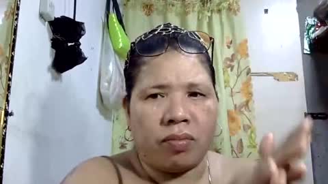 Snapshot of hottycrissy4u chatting on June 14, 2026, 5:20 am hottycrissy4u online show from June 14, 2026, 5:20 am
