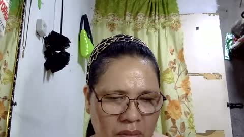 Snapshot of hottycrissy4u chatting on June 29, 2026, 5:35 am hottycrissy4u online show from June 29, 2026, 5:35 am