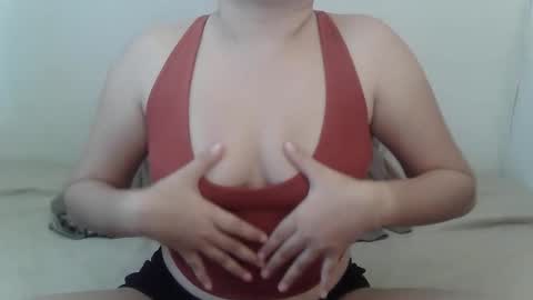 Zarie online show from May 2, 2026, 2:38 am